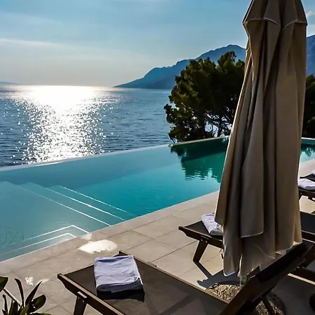 Villa Luxurious&spacious Pet Friendly In Brela