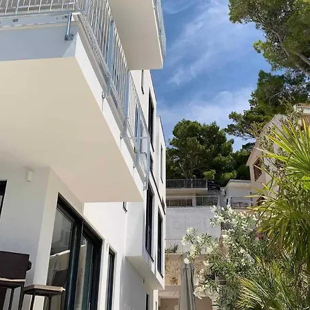 Luxurious And Spacious Pet Friendly In Brela