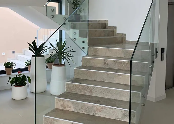 فيلة Luxurious And Spacious Pet Friendly In